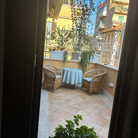 Apartmán La Finestra Su San Pietro Terrace And View Řím Exteriér fotografie